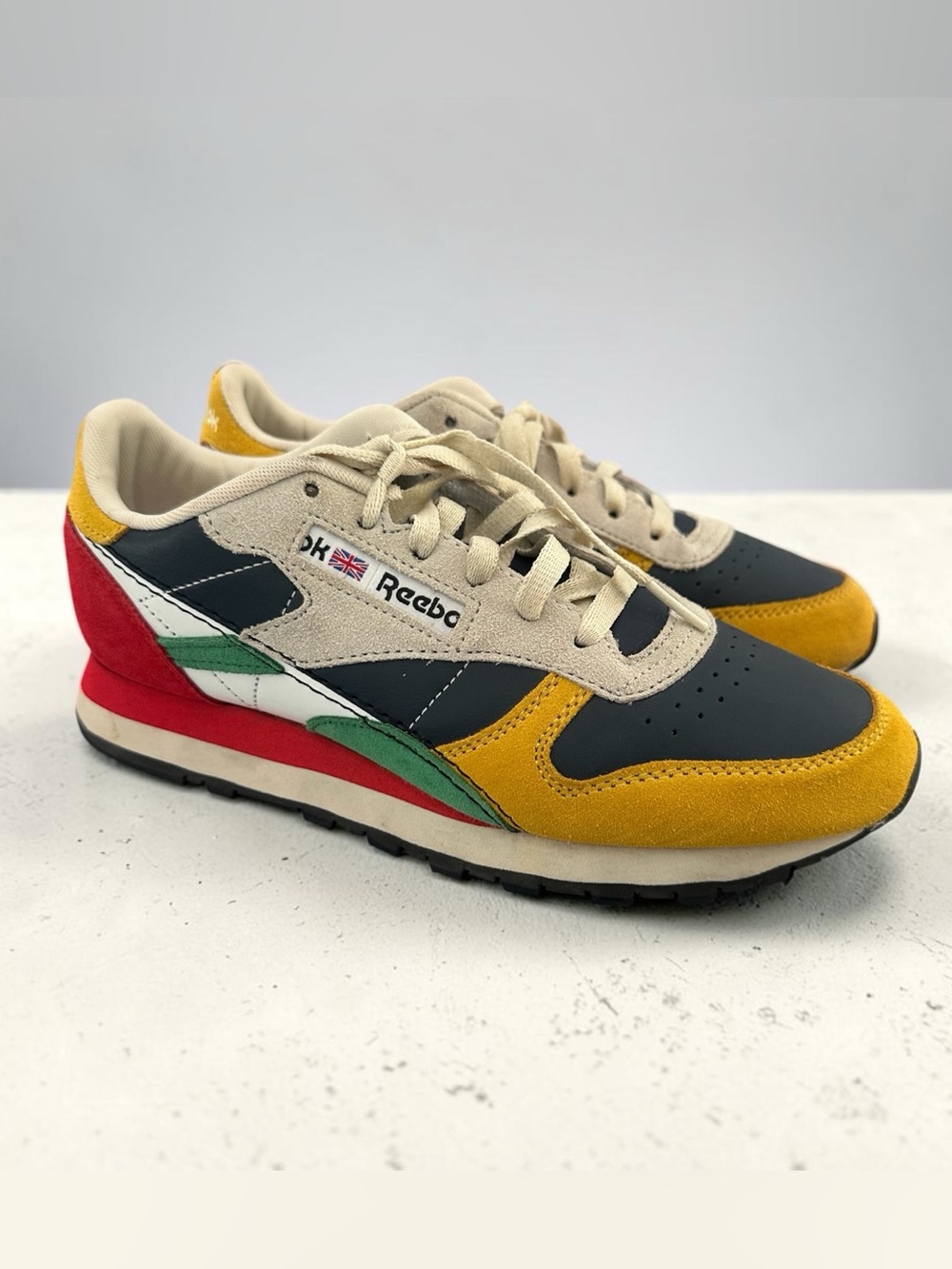 Reebok Unisex Bold Multicolor Retro Casual Suede Sneakers